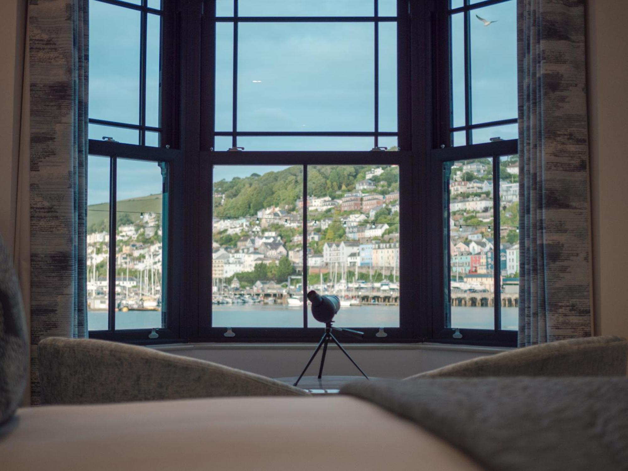 Waterfront House Bed & Breakfast ดาร์ตมัธ ภายนอก รูปภาพ